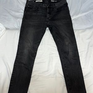 LAST OFFER Men’s black Gap jeans